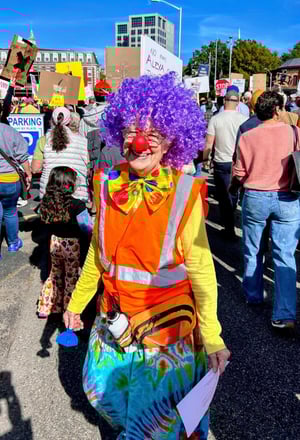 Marianna Richardson as LaVerne the clown