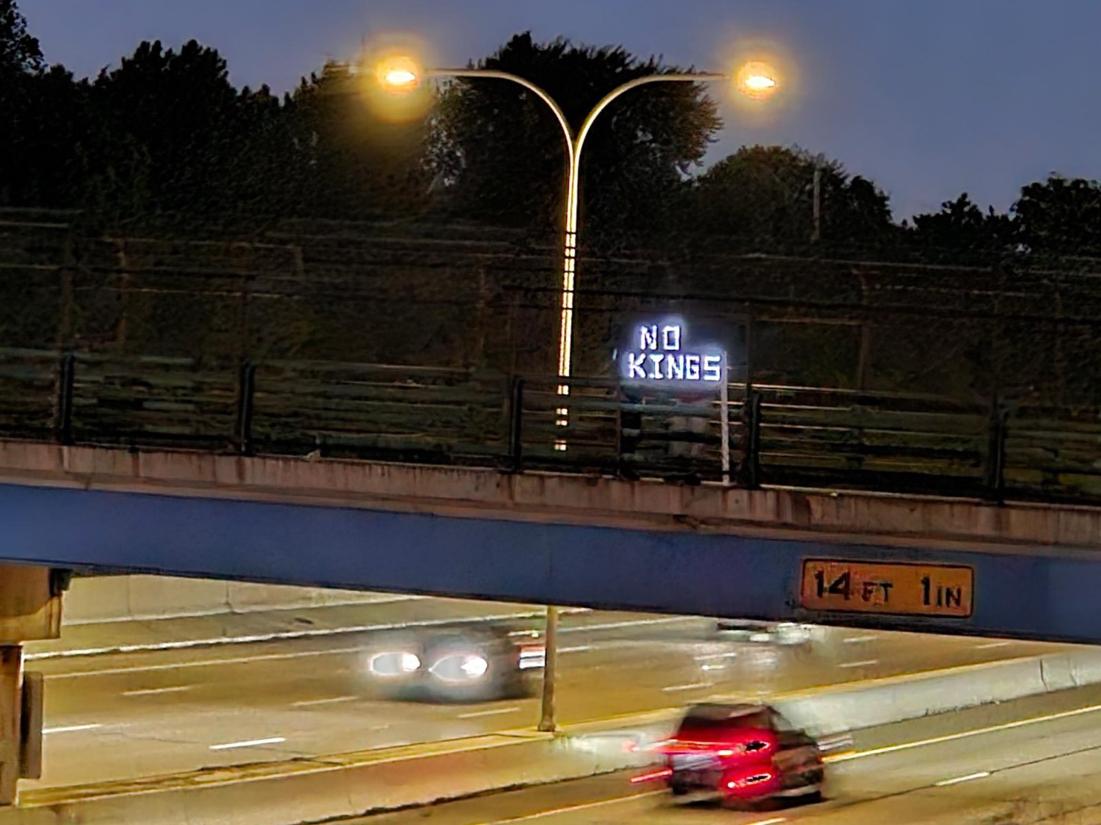 signal-2025-10-17-184304_002